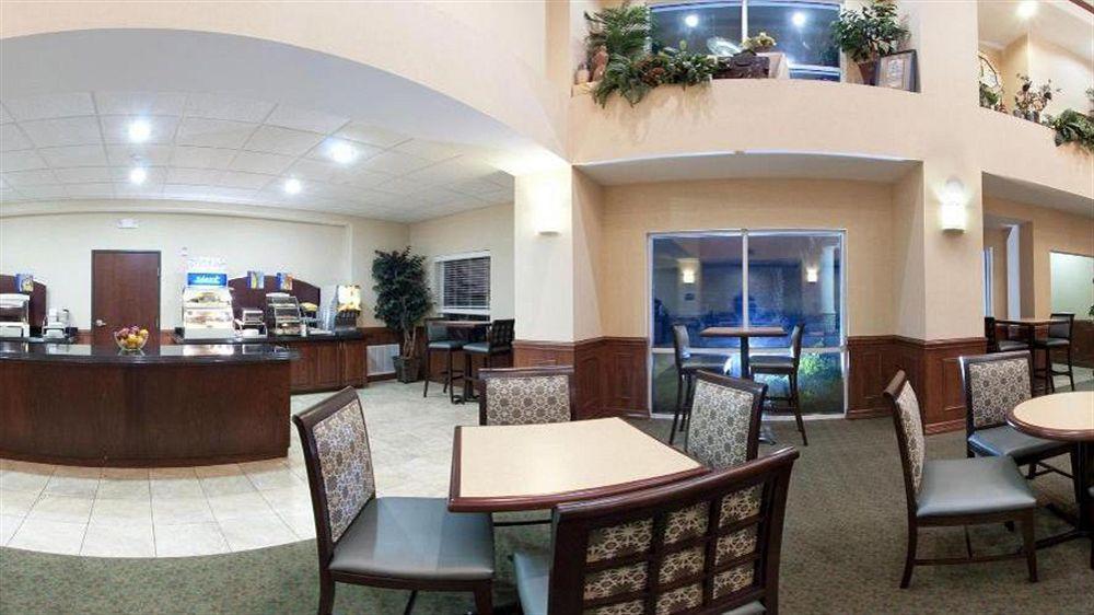 Express & South By Ihg Hotel 3*